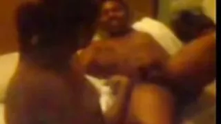 Chudy glamour bestia masturbuje cipki z bezplatne sex filmy ogromnym brzęczeniem