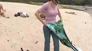 Napalony mężczyzna namiętnie wymiotuje różową retube filmy erotyczne cipkę