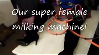 Dominujące samce pieprzą dziewczynę i wkładają youtube darmowe filmiki erotyczne ręce w cipkę
