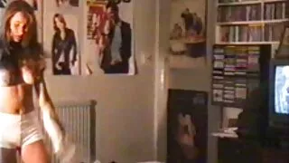 Fajne hahal darmowe filmy z duzymi cyckami lubi lizać jej cipki przed seksem
