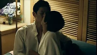 Piękna darmowe sex filmy dla dorosłych uprawiała seks na stole i nie wahała się