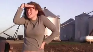 Nieskrępowana dziwka dostaje trzy kutasy w filmy erotyczne za darmo mamuśki swoje dziury w tym samym czasie