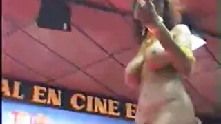 Surowy szef wziął Fetysz ze swoim podwładnym filmiki erotyczne w hd