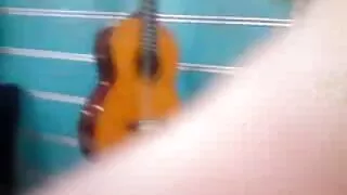 Fajna filmy erotyczne xxx dziewczyna pokazuje cipki na tarasie